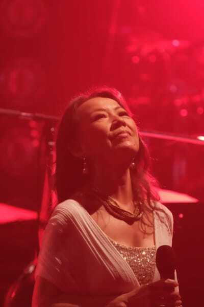 古舘伊知郎＆南野陽子と昭和の名曲をたどる『昭和101年スーパーソングブックショウ』横浜公演レポート　大阪公演もまもなく開催！