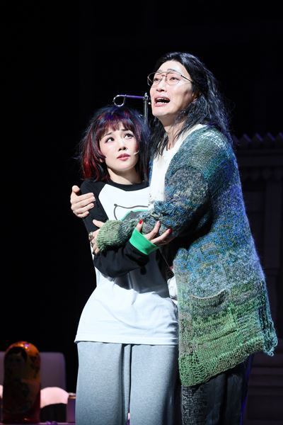 松尾スズキ渾身の“真正面ミュージカル”が誕生 咲妃みゆ主演『クワイエットルームにようこそ The Musical』開幕