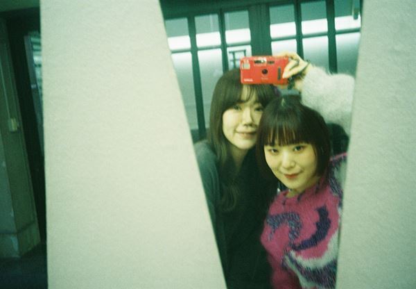 【インタビュー/フレンズ×Shiggy Jr.】ボーカル対談で明かす、対バンツアーへの期待と本音トーク「ポップスの良さ、強さを感じてほしい」