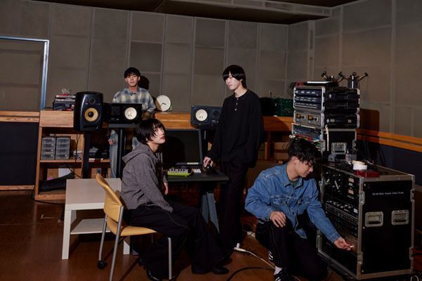 yutoriが明かすメジャーデビュー1年目の本音と音楽的成長――「弱い自分のままでもいい」ミニアルバム『心の微熱』に込めた等身大の思いとは