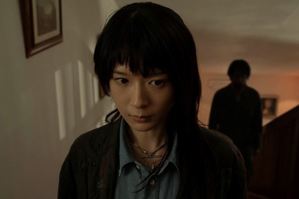 賀来賢人プロデュース『Never After Dark』逃げ場なき洋館で何かが起きる本予告＆本ポスター公開