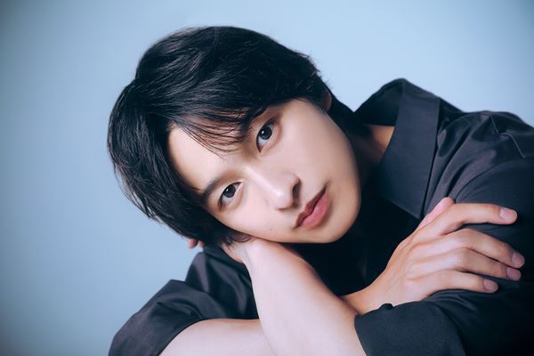 「プロにはなれない」と知ったあの日から。富本惣昭が『ブルーロック』で追いかけた高橋文哉の背中と“自分のエゴ”