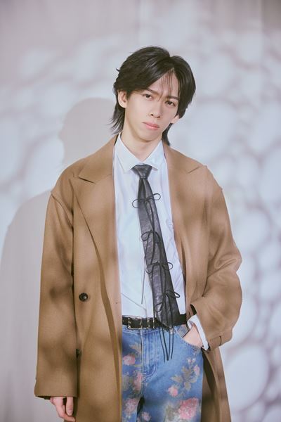 「8号車にとって僕は“ひとり”だから」――船津稜雅が語る、信頼でつながる距離感と“かわいい”の正体