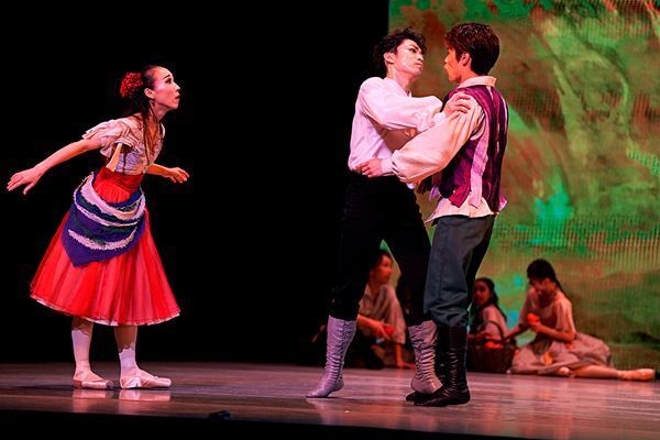 宝満直也振付・演出のバレエ『アレコ』新劇場で開幕　コメント＆舞台写真が到着