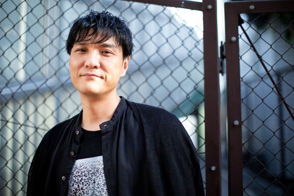 【インタビュー】森山直太朗が語る、創作の本質と2枚の最新アルバム『弓弦葉』『Yeeeehaaaaw』に込めた思いとは？ 「見えない世界をみんなで作りたい」