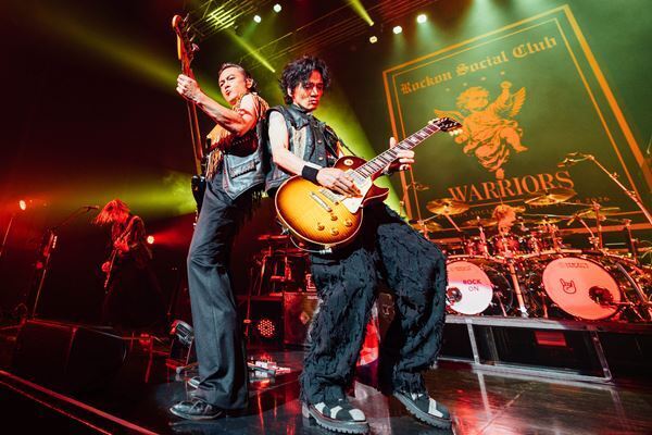 Rockon Social Club、全国ツアー開幕　男闘呼組セルフカバー曲「DAYBREAK」「Midnight Train」披露＆11週連続先行配信ジャケット一挙公開