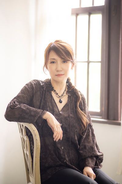 浜田麻里、30周年から40周年の歩みを再構成した『INCLINATION Ⅳ』リリース決定　2027年には東西でのコンサート開催も