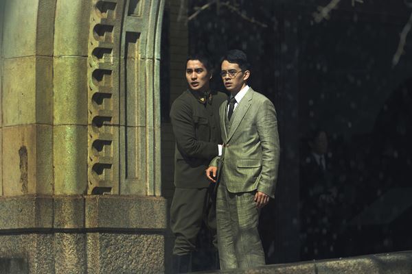 池松壮亮主演、映画『開戦前夜』仲野太賀、岩田剛典らの葛藤写す場面写真7点一挙解禁