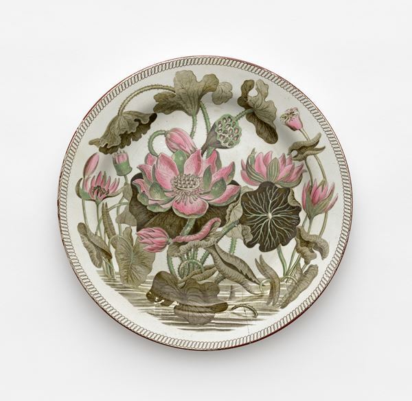 『花のある暮らし　ボタニカルアートとデザイン』府中市美術館で　精緻な植物画からモリスの壁紙まで約150点を展示