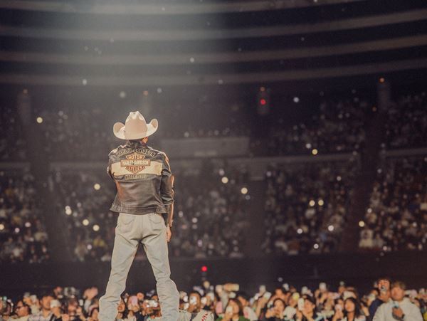 平井 大、全国アリーナツアー『HIRAIDAI TOUR 2025』完走　新曲「答え合わせは、デザートのあとで。」のリリックビデオも公開