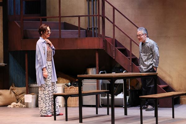 松雪泰子、坂東龍汰らが紡ぐ欲望の揺らぎ 『危険なワルツ』開幕コメント＆舞台写真が到着