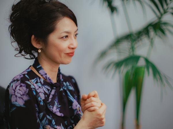 「目標は88歳までステージに立つこと」西村由紀江が40周年ベストアルバムで振り返る、バブルからストリーミング時代を生き抜いたピアノ人生