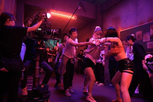 目黒蓮の身体能力にアクション部も驚愕！ 『SAKAMOTO DAYS』メイキング映像公開