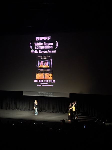 上田誠の真骨頂が炸裂！ 伊藤万理華×井之脇海『君は映画』予告編が公開