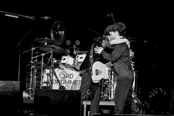 [Alexandros]　歴代ドラマーが集結した『15th Anniversary VIP PARTY '25』オフィシャルレポート到着「最高のファンを持ちました」