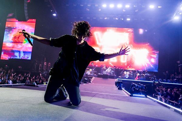 [Alexandros]　歴代ドラマーが集結した『15th Anniversary VIP PARTY '25』オフィシャルレポート到着「最高のファンを持ちました」