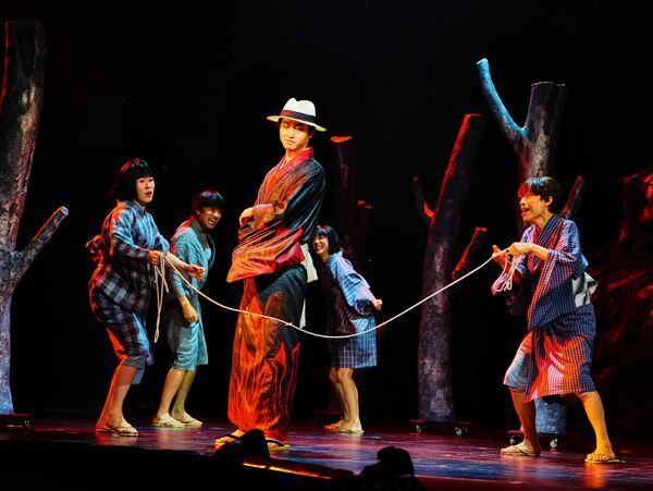 木村達成らが魅せる鏡花の世界！ 舞台『黒百合』開幕コメントと舞台写真、トレーラー映像が到着