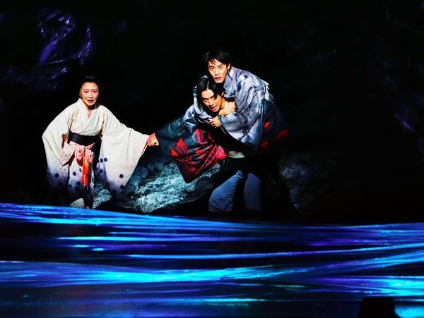 木村達成らが魅せる鏡花の世界！ 舞台『黒百合』開幕コメントと舞台写真、トレーラー映像が到着