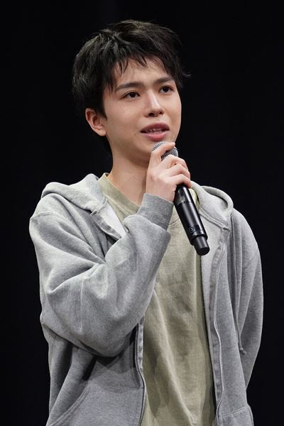 織山尚大、3年ぶり主演舞台『エクウス』開幕　初の東京グローブ座は「歴史を感じる素敵な劇場」