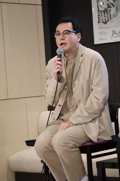 スマホが「新たな言語」に。古典の傑作が現代を映す鏡となる——。黒木華主演、舞台『NORA』制作発表レポート