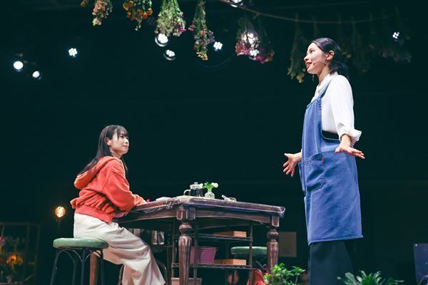 先の読めない展開に背筋が凍る！ 新感覚ミュージカル『白爪草』開幕