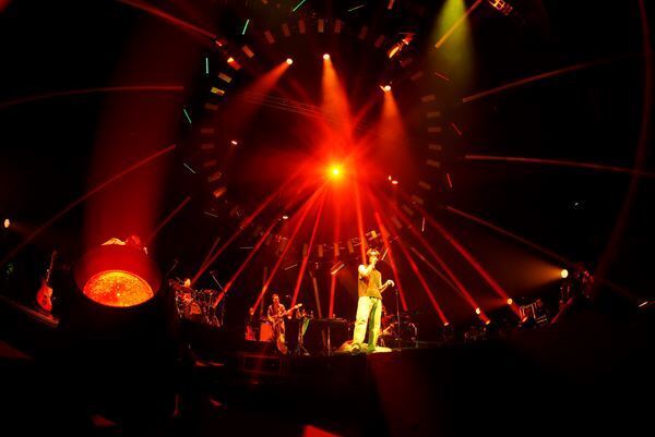 ワンマンライブ『菅田将暉 LIVE 2026』開催　新旧代表曲を織り交ぜたライブに計14,000人が熱狂【オフィシャルレポート】