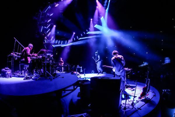 ワンマンライブ『菅田将暉 LIVE 2026』開催　新旧代表曲を織り交ぜたライブに計14,000人が熱狂【オフィシャルレポート】