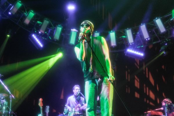 ワンマンライブ『菅田将暉 LIVE 2026』開催　新旧代表曲を織り交ぜたライブに計14,000人が熱狂【オフィシャルレポート】