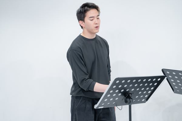 甲斐翔真×ルミーナ初共演、世界をつなぐ歌声——特別なデュエットが生まれる瞬間