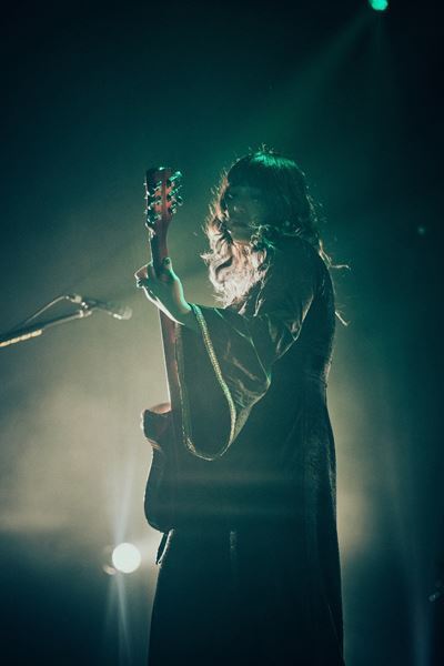 GLIM SPANKY『All the Greatest Buddies Tour 2025-2026』終幕！ラブサイケデリコを迎えたファイナル公演のオフィシャルレポート到着