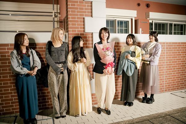 齊藤京子、涙のクランクアップ！ 映画『恋愛裁判』メイキング写真15点公開