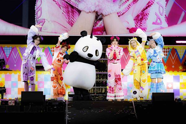 パンダドラゴン、２度目の日本武道館公演で「世界で一番ポップなアイドル」への進化を証明！32曲3時間の圧巻カーニバルをレポート