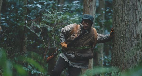 『岸辺露伴』タッグが再集結！ 高橋一生『脛擦りの森』神秘的なオールロケカット8点公開