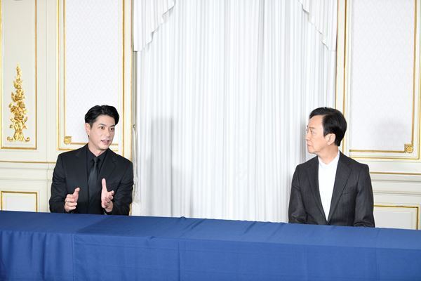 坂東玉三郎、30年ぶり新橋演舞場の本公演『長崎十二景』で共演の“テニミュ”ダンサー進藤学は「つかまりやすい」「そばにいやすい」