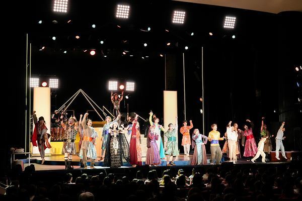 薮宏太、橋本良亮ら出演『ジョセフ・アンド・アメージング・テクニカラー・ドリームコート』東京・有楽町での公演が開幕