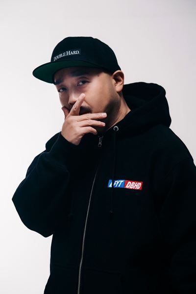 DABO＆DJ HAZIMEがCYRENに託した“リアル” 10代の5人が鳴らす本物のHIP HOP　初ライブ＆インタビューで見えた、CYRENの現在地