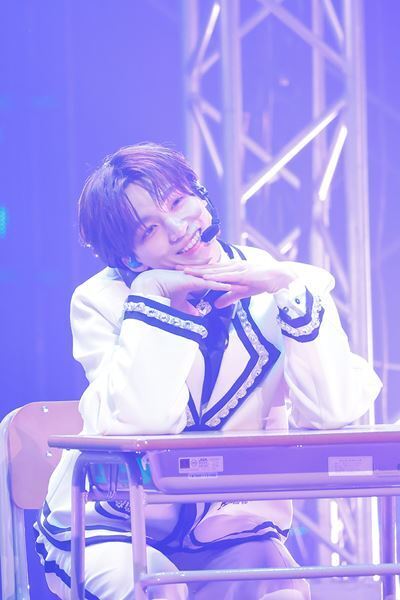 ICEx、“青春のすべて”を懸けた3年間を体現した一夜「ICEx 3rd Anniversary Concert 2026 "ICEx School“」ライブレポート