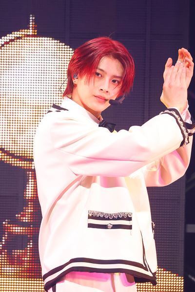 ICEx、“青春のすべて”を懸けた3年間を体現した一夜「ICEx 3rd Anniversary Concert 2026 "ICEx School“」ライブレポート