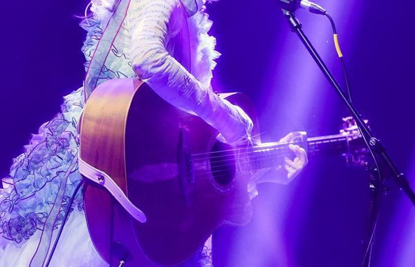 りりあ。5都市を巡った初のアジアツアー『Asia Tour OneMan Live「秋の予兆」』完走　各地を熱狂させ、次なるステージへ【オフィシャルレポート】