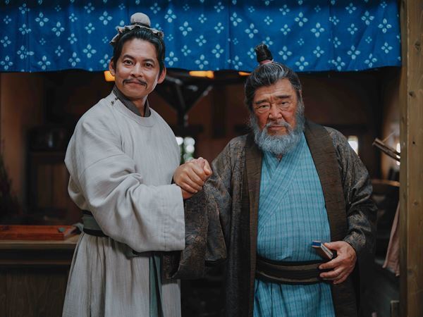 原作者・北方謙三が実写『水滸伝』に電撃出演！ 織田裕二とのレジェンド対談も公開