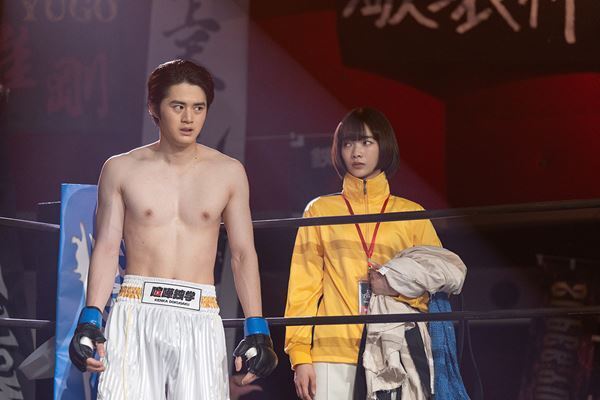 鈴鹿央士が伊勢谷友介とリングで対峙！ Netflix『喧嘩独学』緊迫のボクシングシーン公開