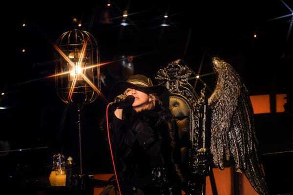 HYDE、オーケストラツアー横浜＆ウィーン公演を2作品同時映像化！ 全17公演を追ったドキュメンタリーも収録