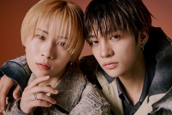 ブラジルで大反響！ WOLF HOWL HARMONYが語る、世界へ広がる音楽と4人の“桁違い”な魅力