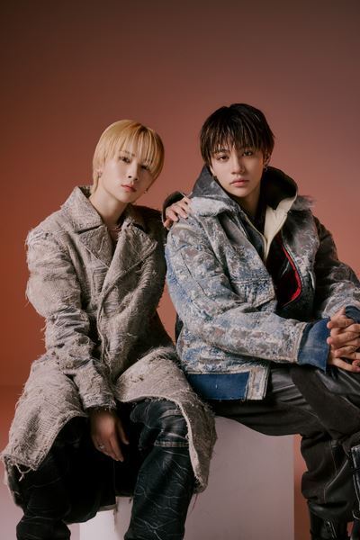 ブラジルで大反響！ WOLF HOWL HARMONYが語る、世界へ広がる音楽と4人の“桁違い”な魅力