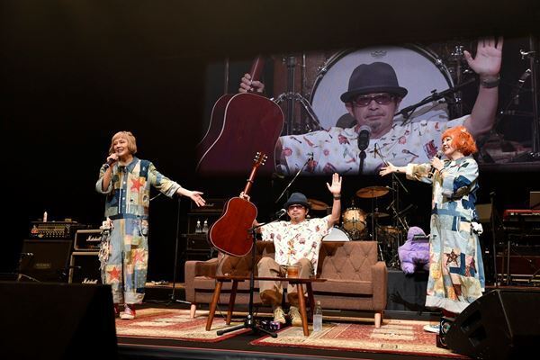 一夜限りのPUFFY 30周年アニバーサリーライブ『One Night "Birthday" Carnival』終演！  オフィシャルライブレポート到着