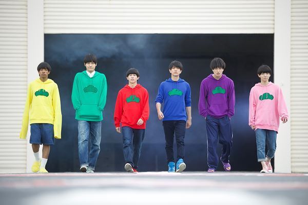 Aぇ! group、草間リチャード敬太、西村拓哉主演『おそ松さん』新公開日は6月12日　6つ子たちのドタバタな日常を切り取った場面写真も到着