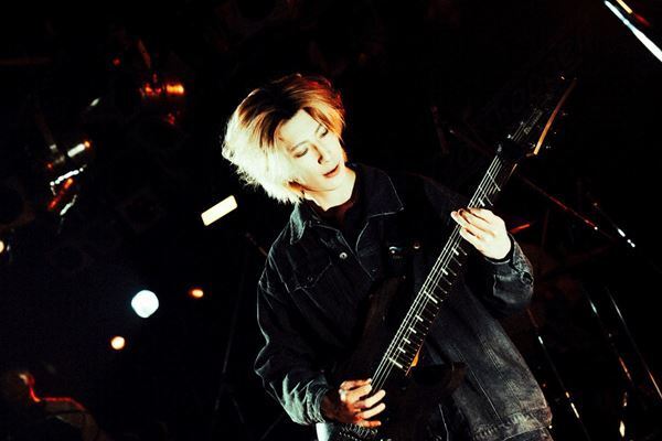 『Grasshopper vol.39』最も激しく、最も自由な一夜――Dimrays、Earthists.、The Cards I Playが渋谷で共鳴した熱狂のライブレポート