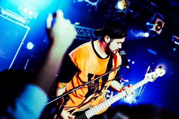 『Grasshopper vol.39』最も激しく、最も自由な一夜――Dimrays、Earthists.、The Cards I Playが渋谷で共鳴した熱狂のライブレポート