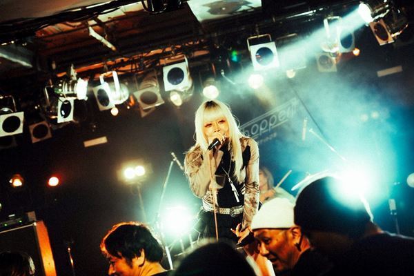 『Grasshopper vol.39』最も激しく、最も自由な一夜――Dimrays、Earthists.、The Cards I Playが渋谷で共鳴した熱狂のライブレポート