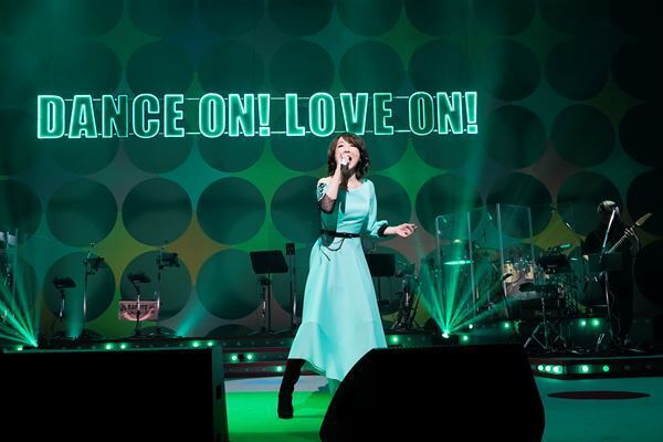 伊藤 蘭、キャンディーズ名曲12曲と趣里との特別共演で魅了　ツアー東京公演レポート【オフィシャルレポート】